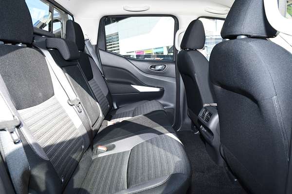 2025 Nissan Navara ST D23 4X4
