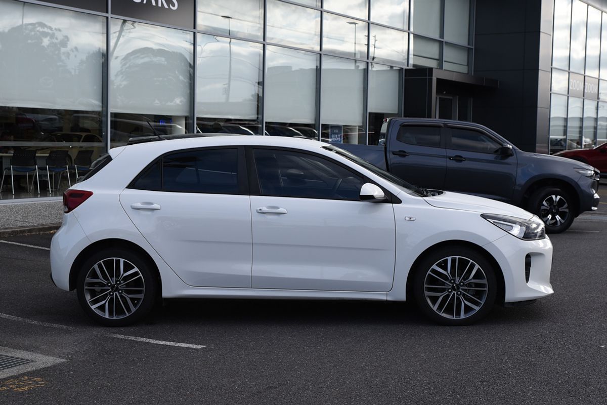 2017 Kia Rio S YB