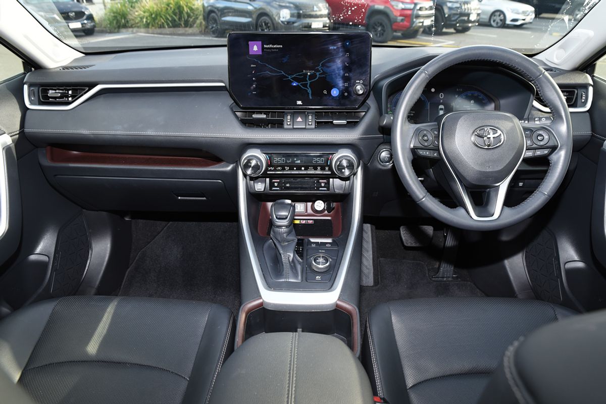 2024 Toyota RAV4 Cruiser AXAH52R
