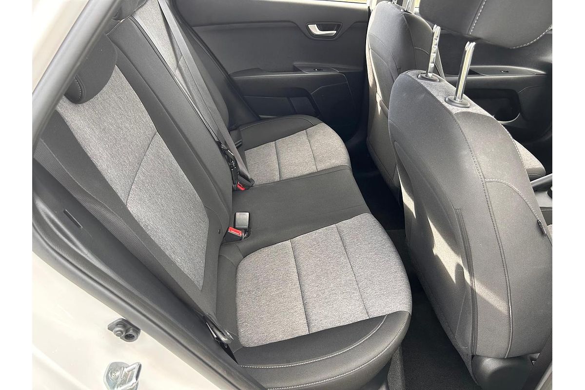 2024 Kia Stonic S YB