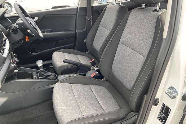 2024 Kia Stonic S YB