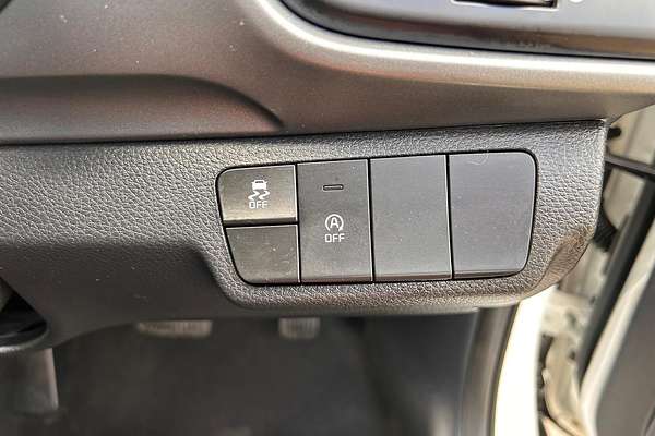 2024 Kia Stonic S YB