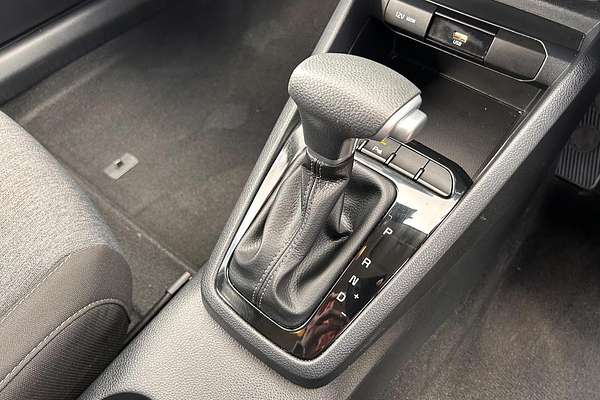 2024 Kia Stonic S YB