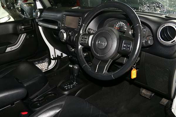 2015 Jeep Wrangler Overland JK