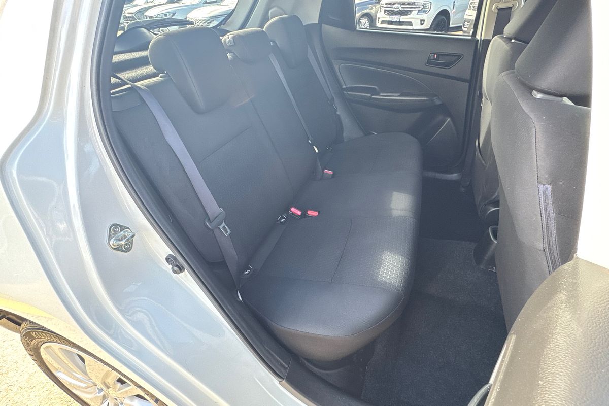 2019 Suzuki Swift GL Navigator AZ