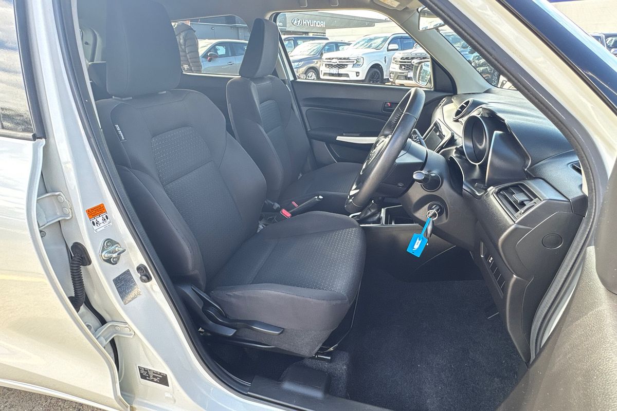 2019 Suzuki Swift GL Navigator AZ