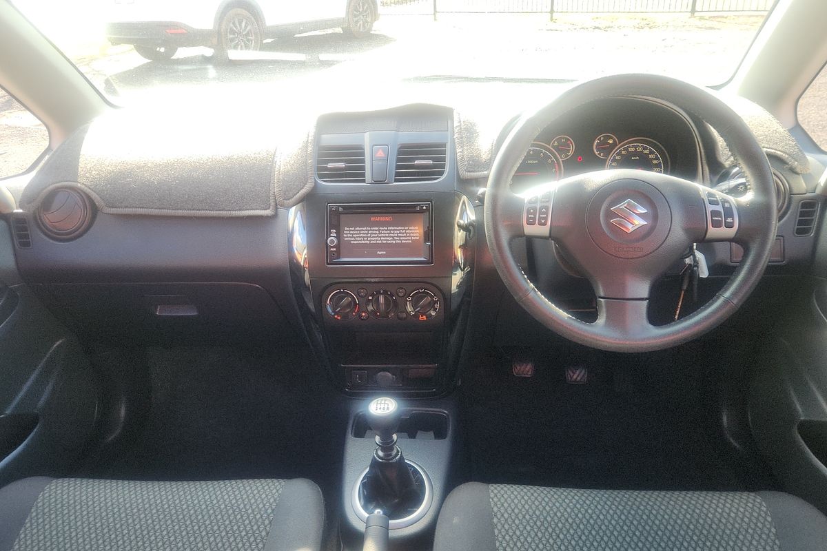 2013 Suzuki SX4 Crossover Navigator GYA