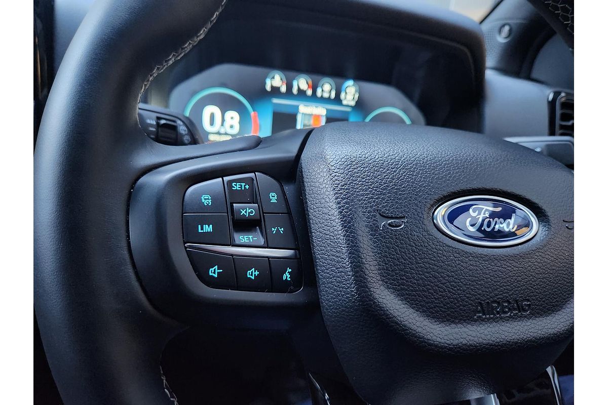 2025 Ford Everest Platinum 3.0L