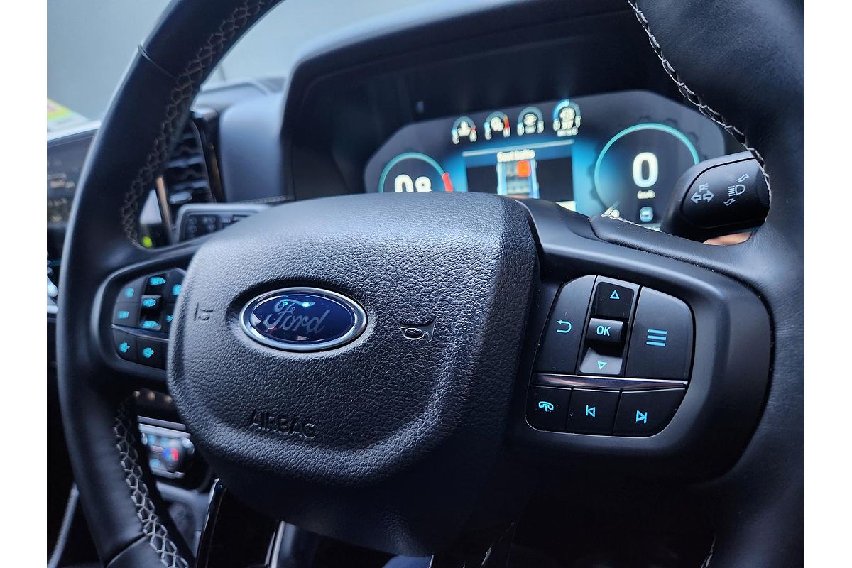 2025 Ford Everest Platinum 3.0L