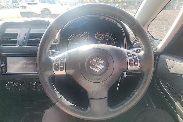 2013 Suzuki SX4 Crossover Navigator GYA