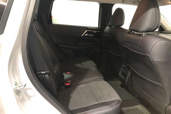 2024 Mitsubishi Outlander Aspire ZM