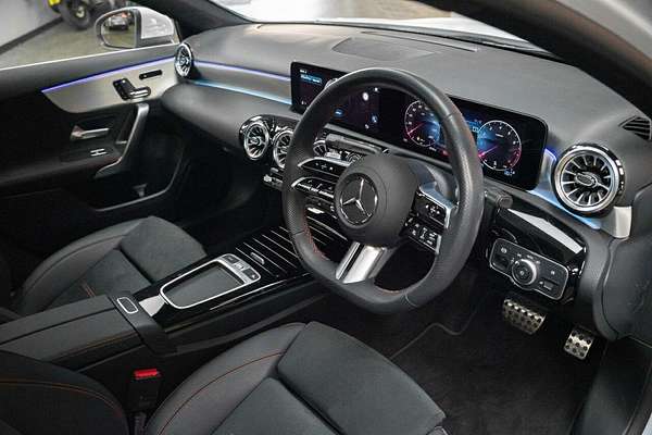 2024 Mercedes-Benz A-Class A200 V177