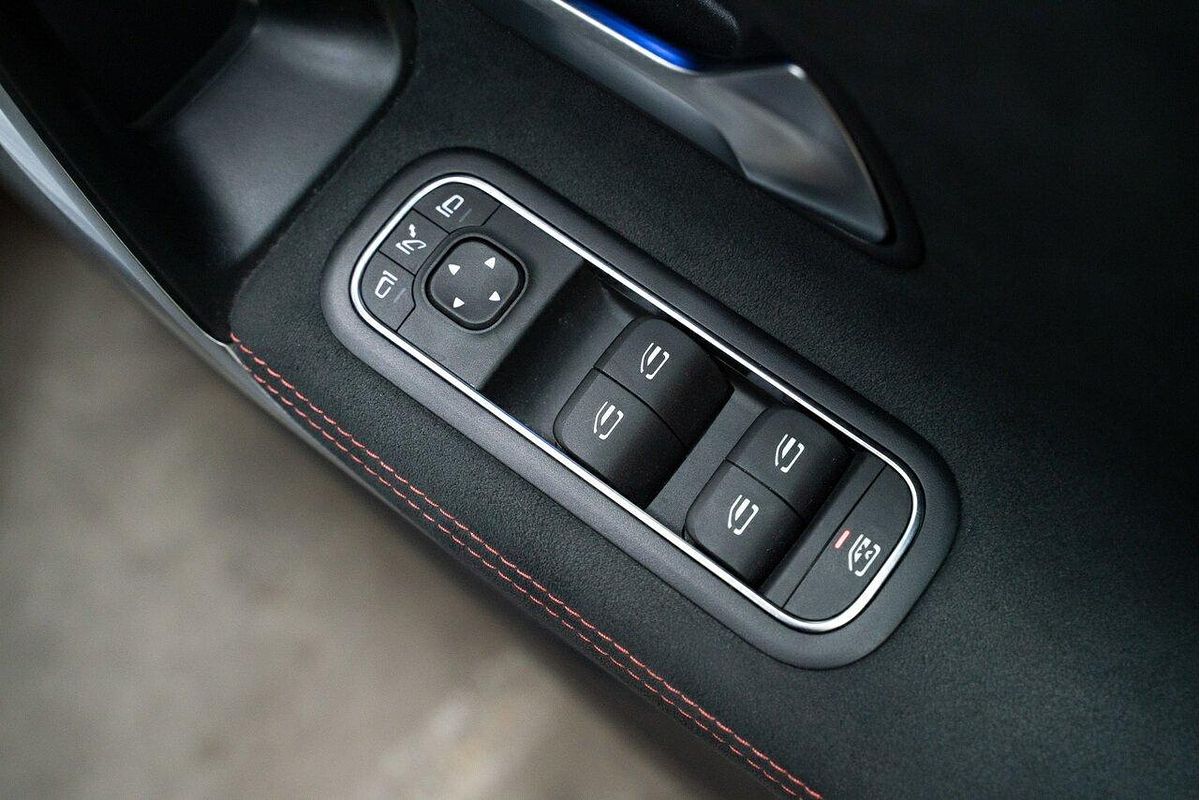 2024 Mercedes-Benz A-Class A200 V177