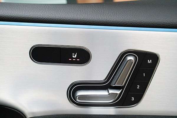 2024 Mercedes-Benz A-Class A200 V177