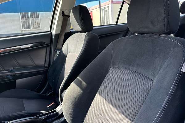 2017 Mitsubishi Lancer ES Sport CF