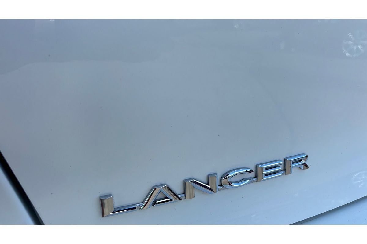 2017 Mitsubishi Lancer ES Sport CF