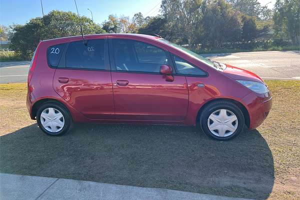2006 Mitsubishi Colt LS RG