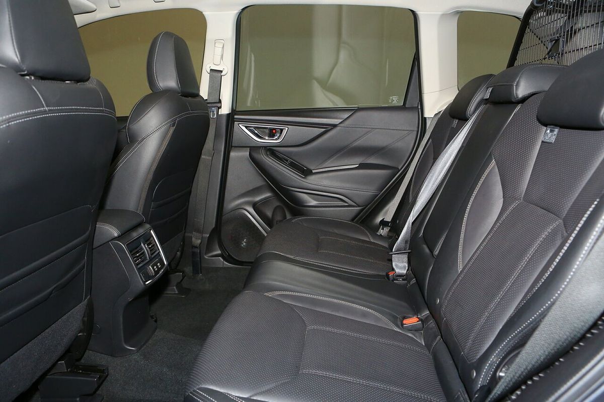 2023 Subaru Forester Hybrid S S5