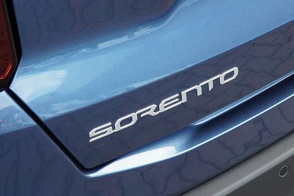 2025 Kia Sorento Sport MQ4 PE