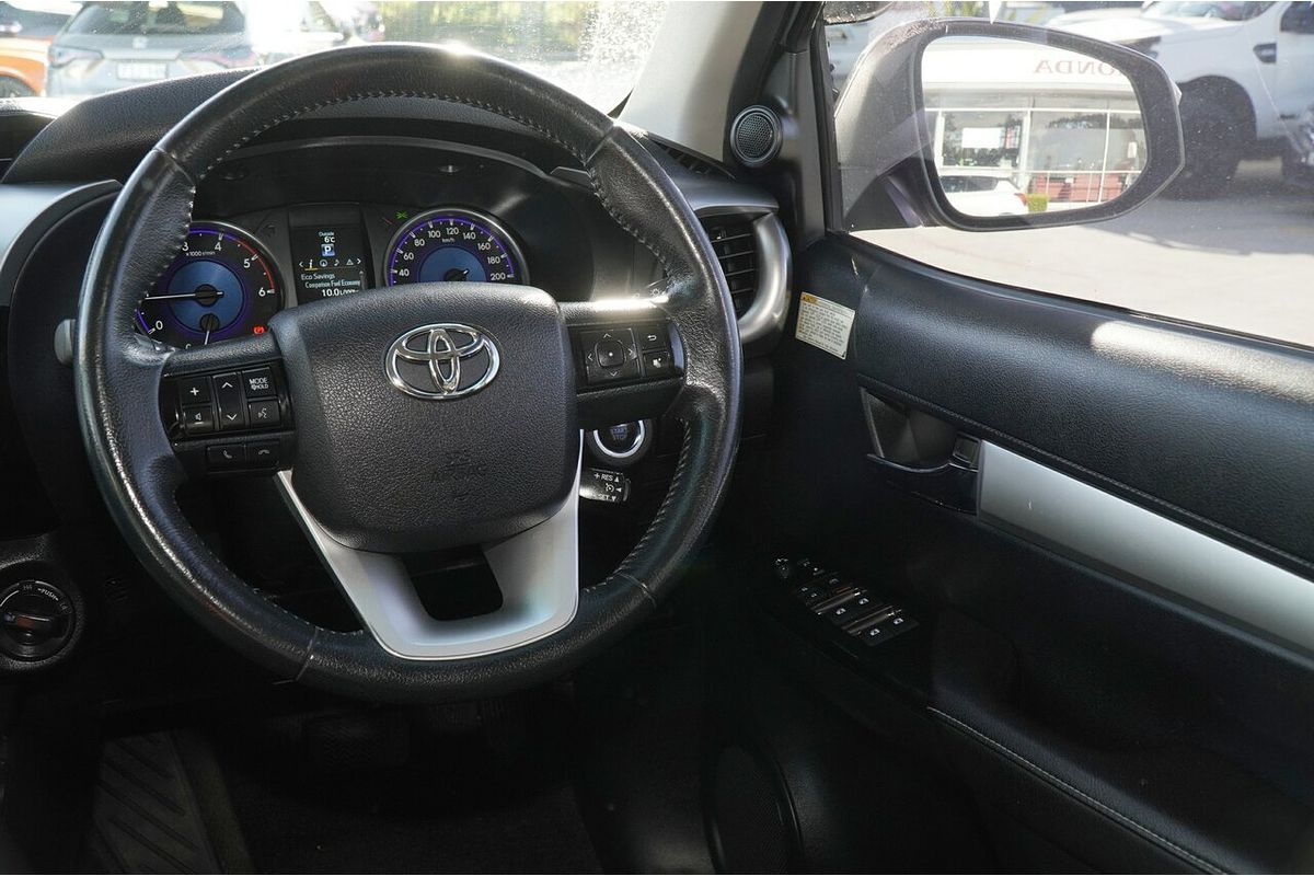 2017 Toyota Hilux SR5 GUN126R 4X4