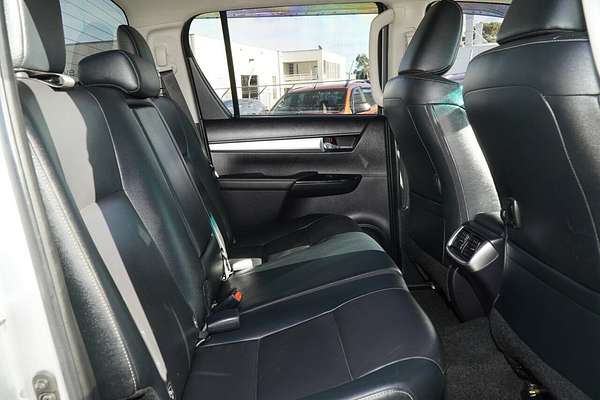 2017 Toyota Hilux SR5 GUN126R 4X4