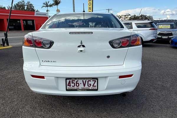 2014 Mitsubishi LANCER LS CJ