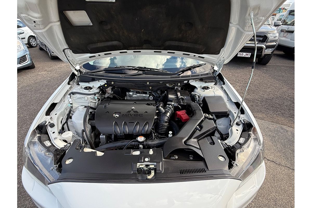 2014 Mitsubishi LANCER LS CJ