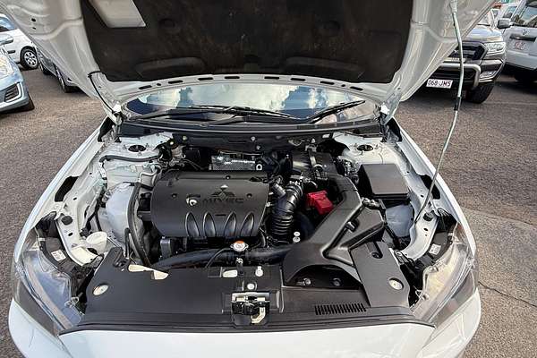 2014 Mitsubishi LANCER LS CJ
