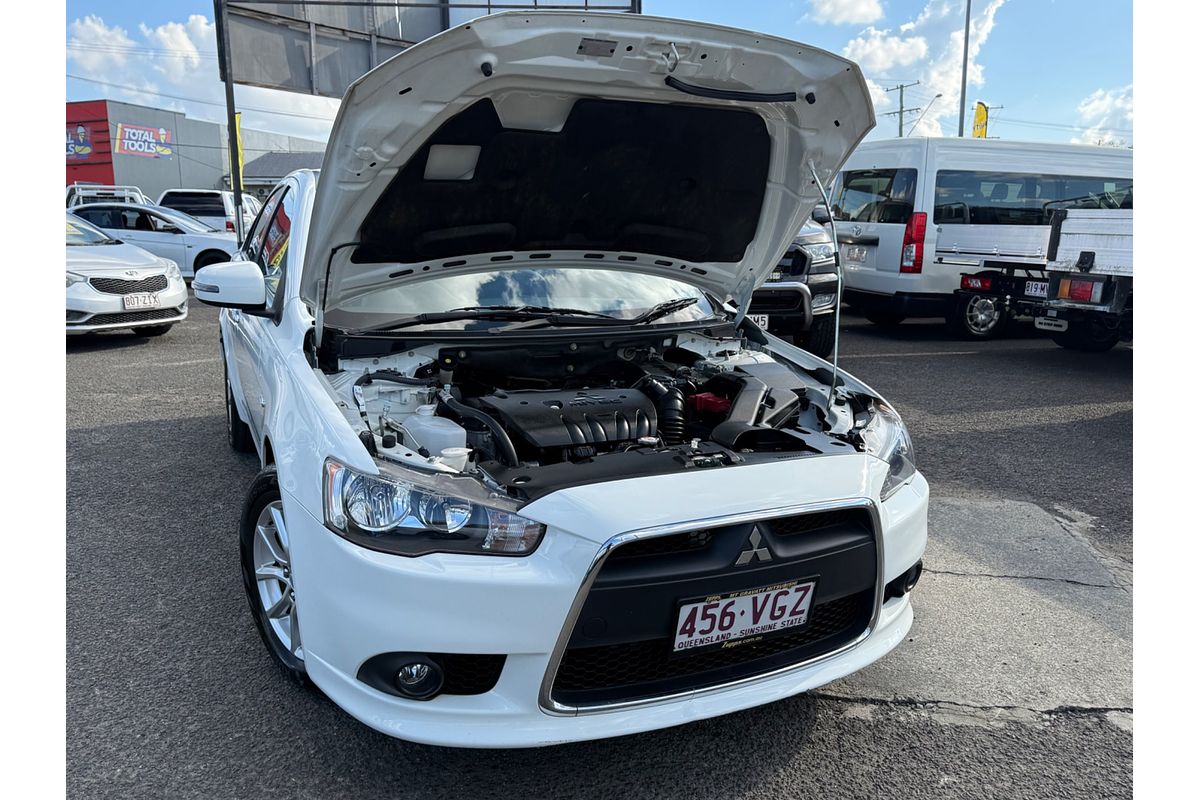 2014 Mitsubishi LANCER LS CJ