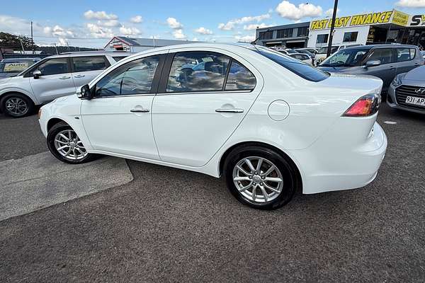 2014 Mitsubishi LANCER LS CJ