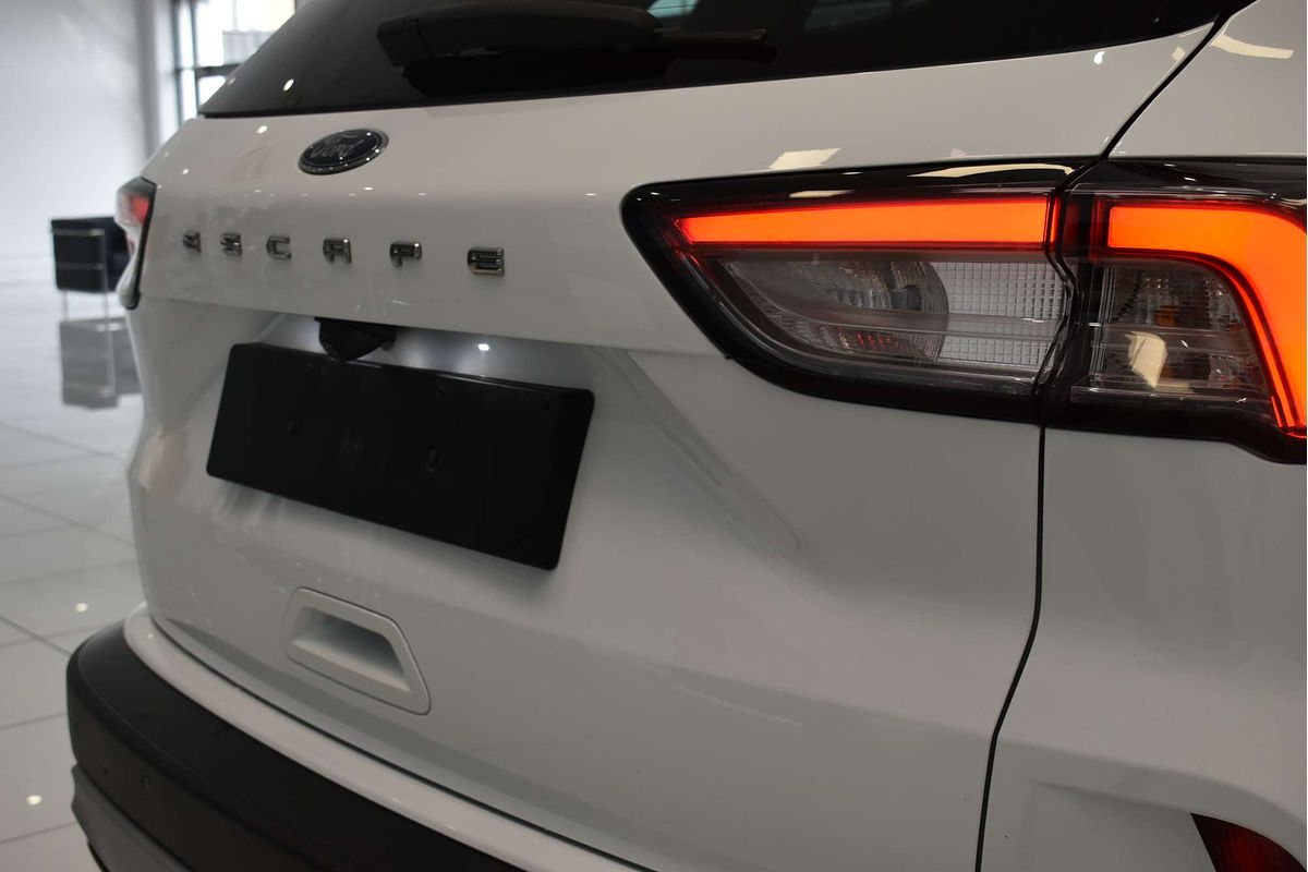 2022 Ford Escape ZH
