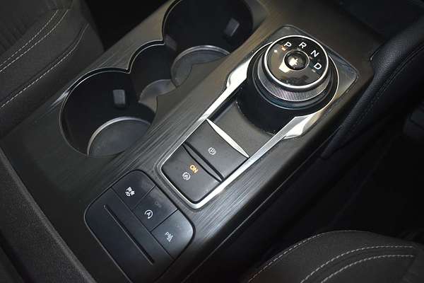 2022 Ford Escape ZH