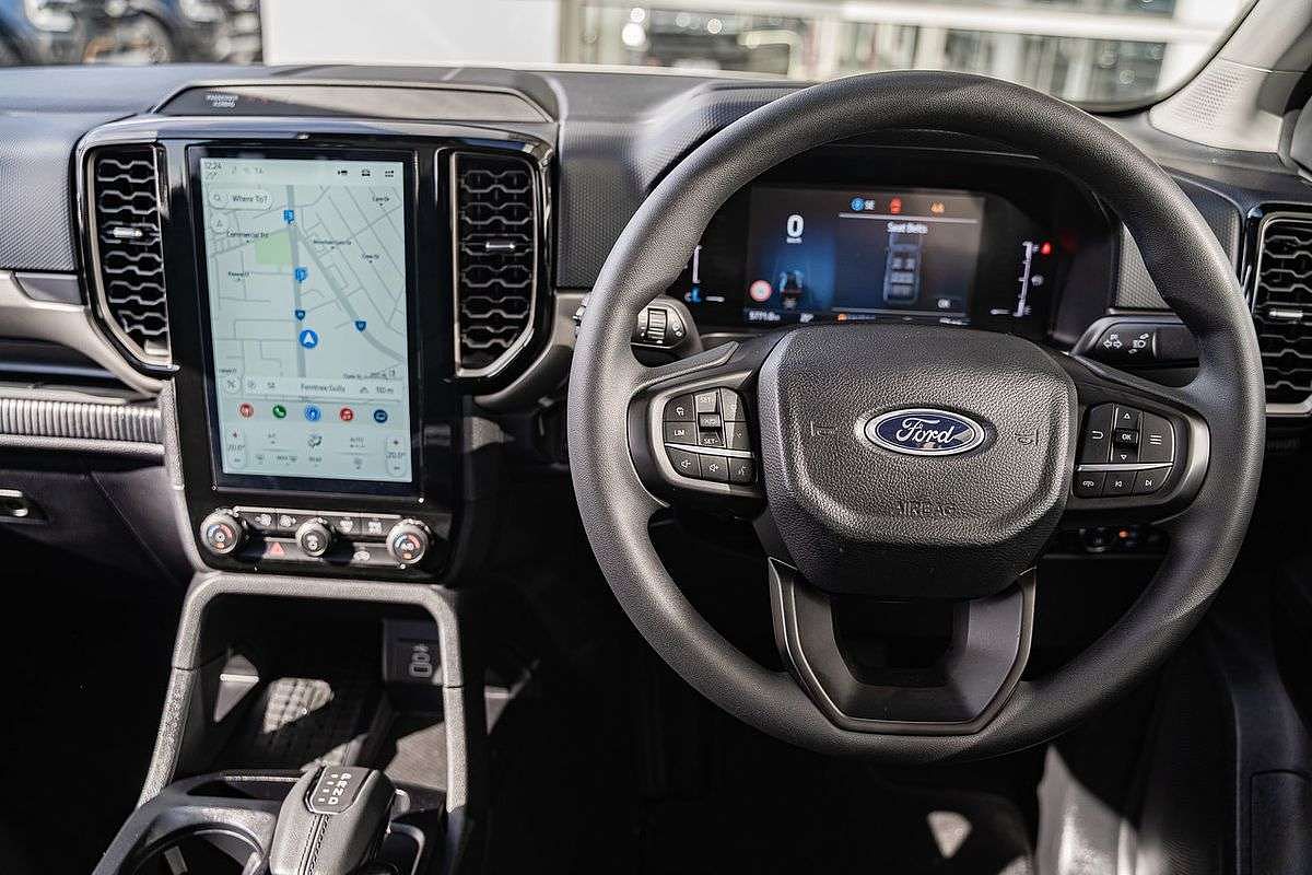 2024 Ford Everest Ambiente 2.0L