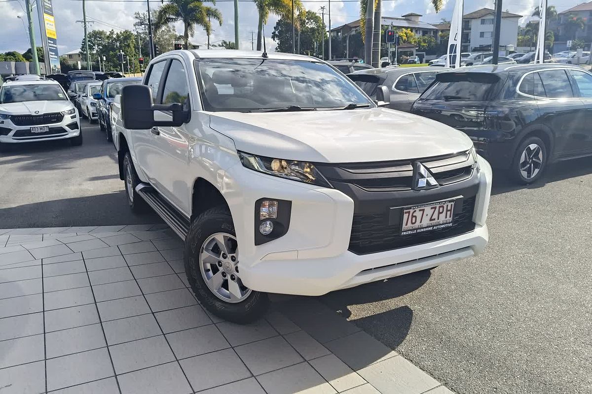 2019 Mitsubishi Triton GLX+ MR 4X4