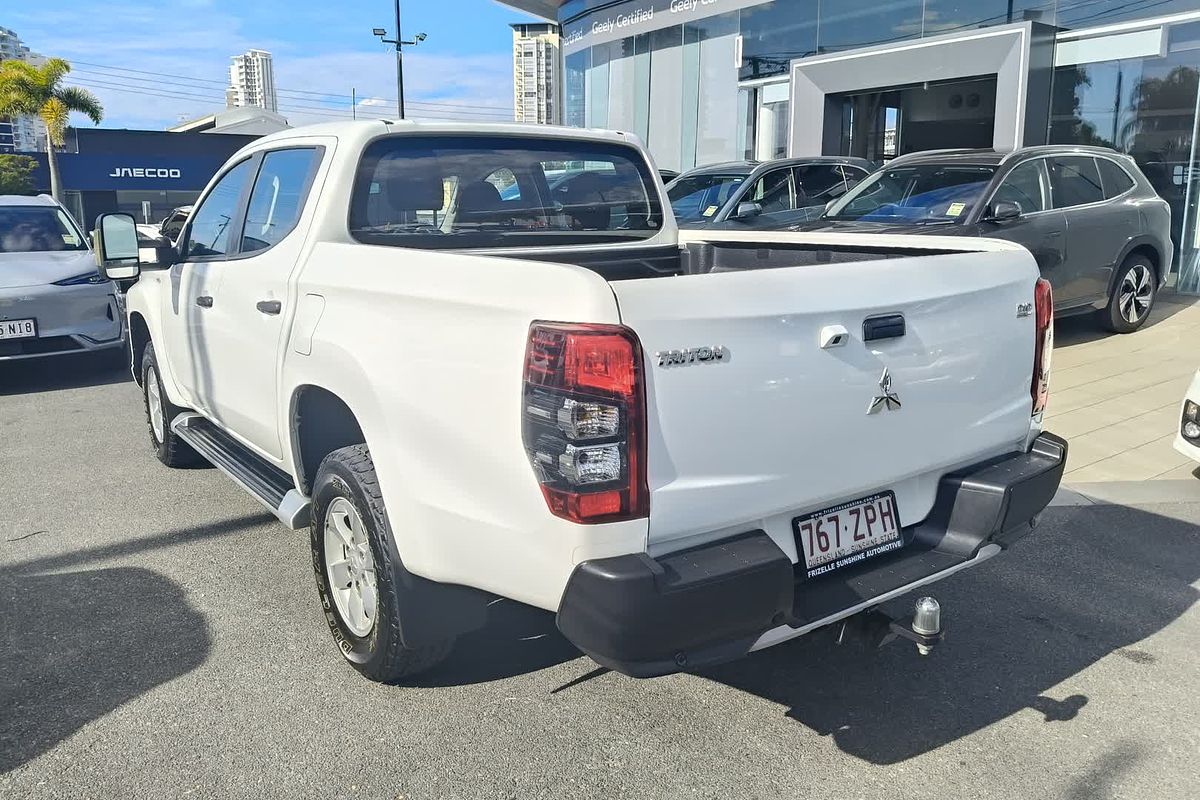 2019 Mitsubishi Triton GLX+ MR 4X4