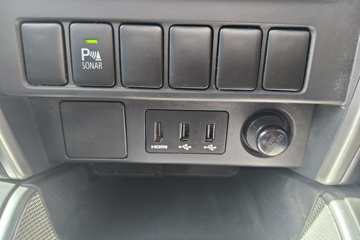 2019 Mitsubishi Triton GLX+ MR 4X4