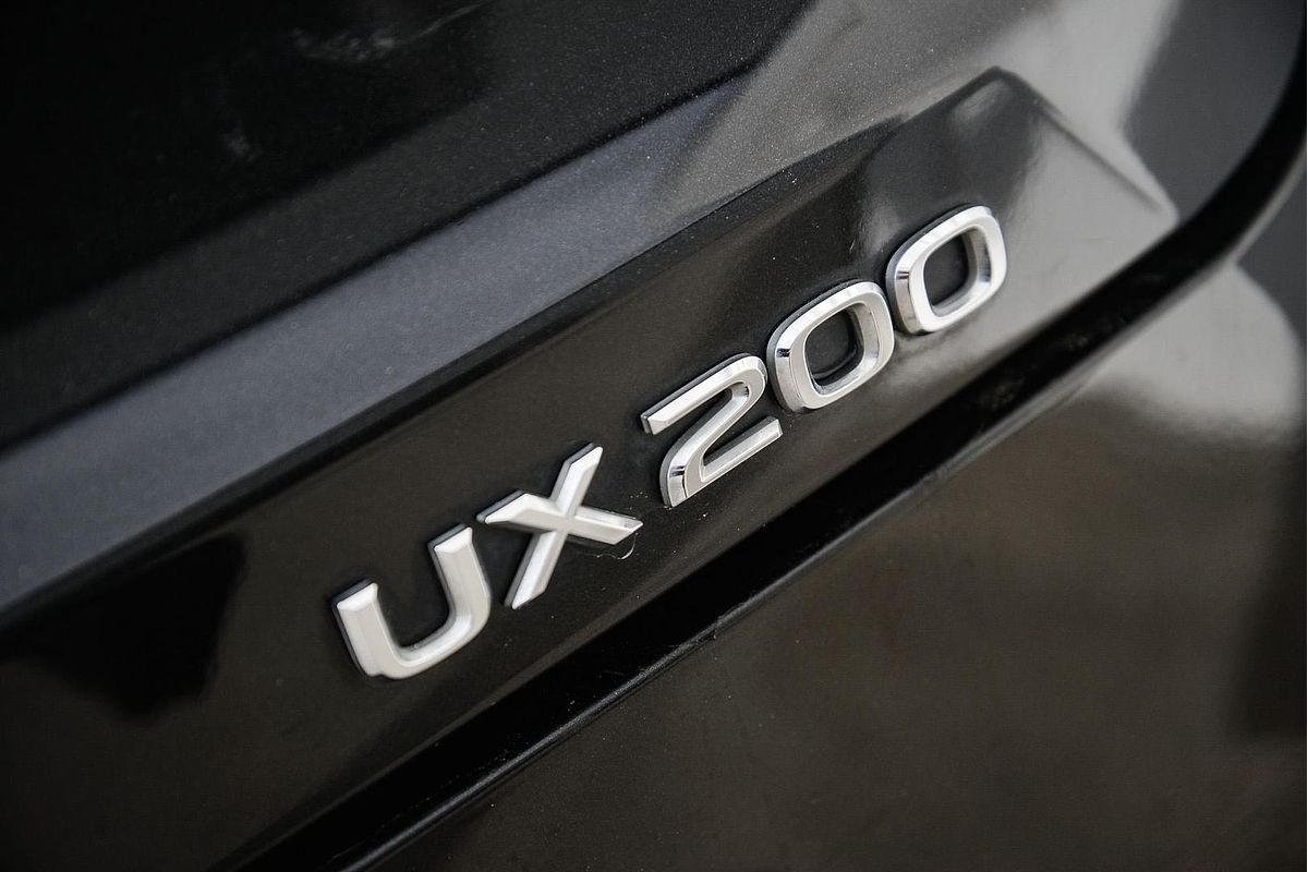 2022 Lexus UX UX200 Luxury MZAA10R