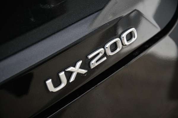 2022 Lexus UX UX200 Luxury MZAA10R