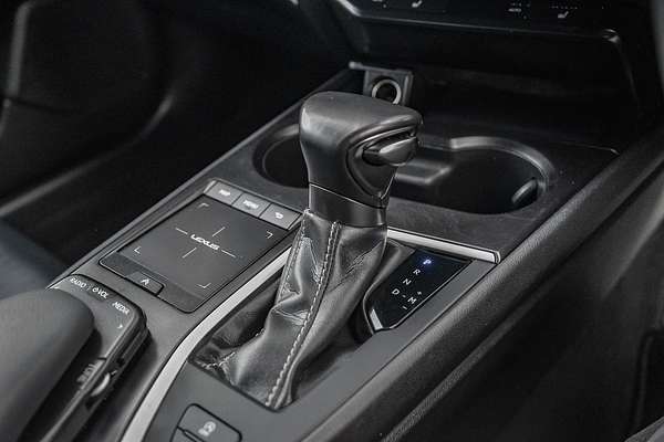 2022 Lexus UX UX200 Luxury MZAA10R