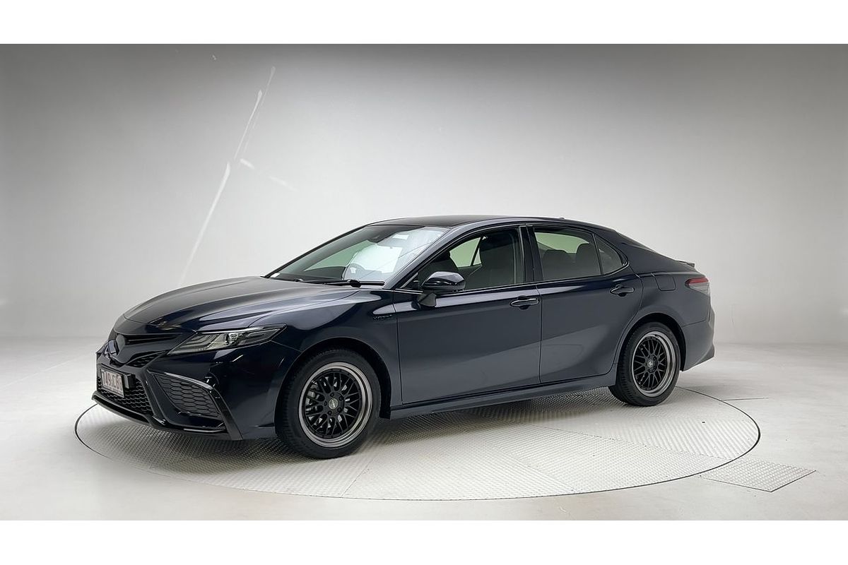 2021 Toyota Camry SX AXVH70R