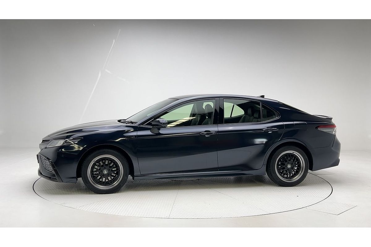2021 Toyota Camry SX AXVH70R