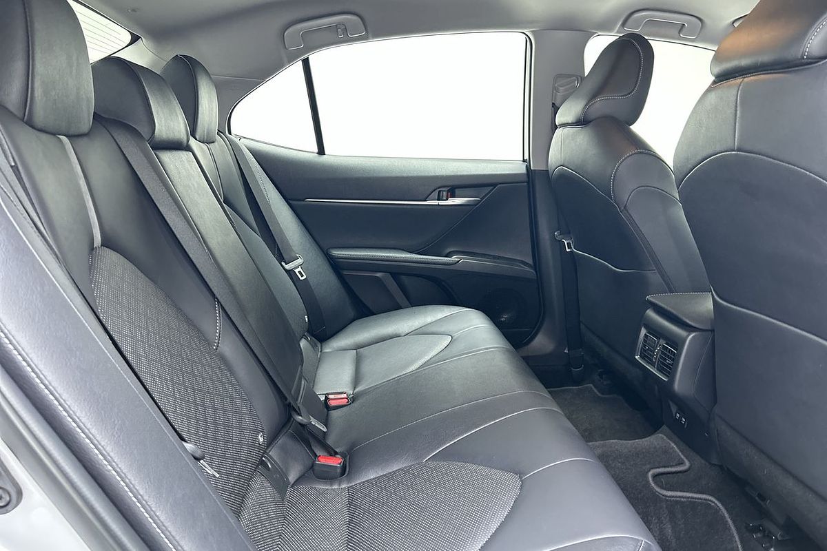 2021 Toyota Camry SX AXVH70R