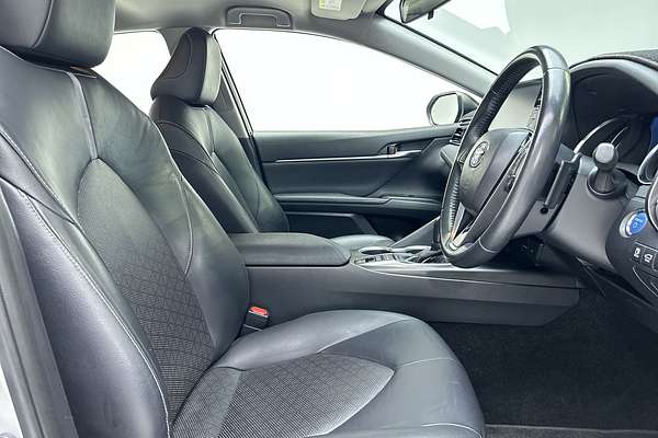 2021 Toyota Camry SX AXVH70R
