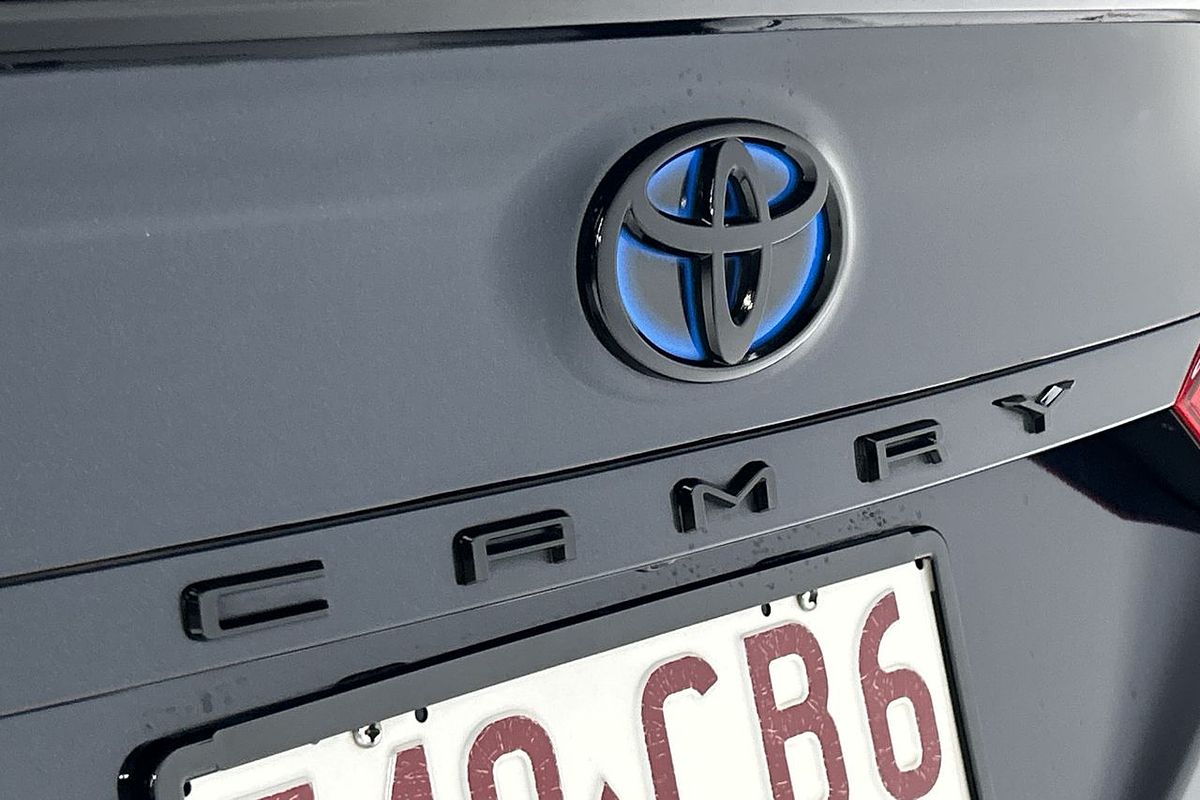2021 Toyota Camry SX AXVH70R