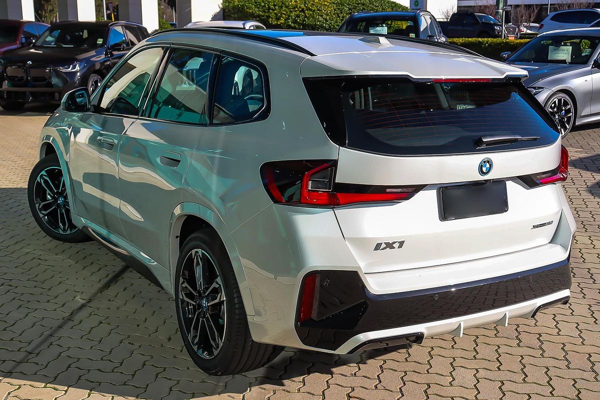 2024 BMW iX1 xDrive30 M Sport U11