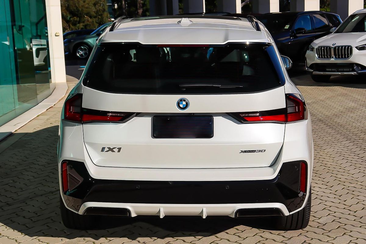 2024 BMW iX1 xDrive30 M Sport U11