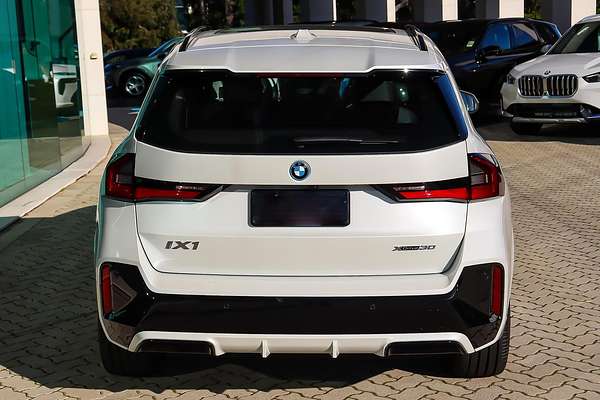 2024 BMW iX1 xDrive30 M Sport U11