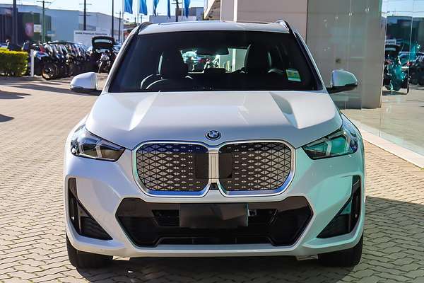 2024 BMW iX1 xDrive30 M Sport U11