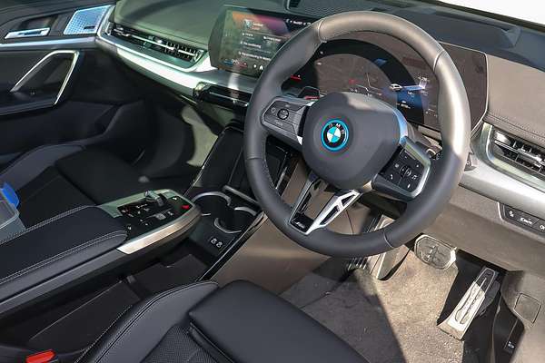 2024 BMW iX1 xDrive30 M Sport U11