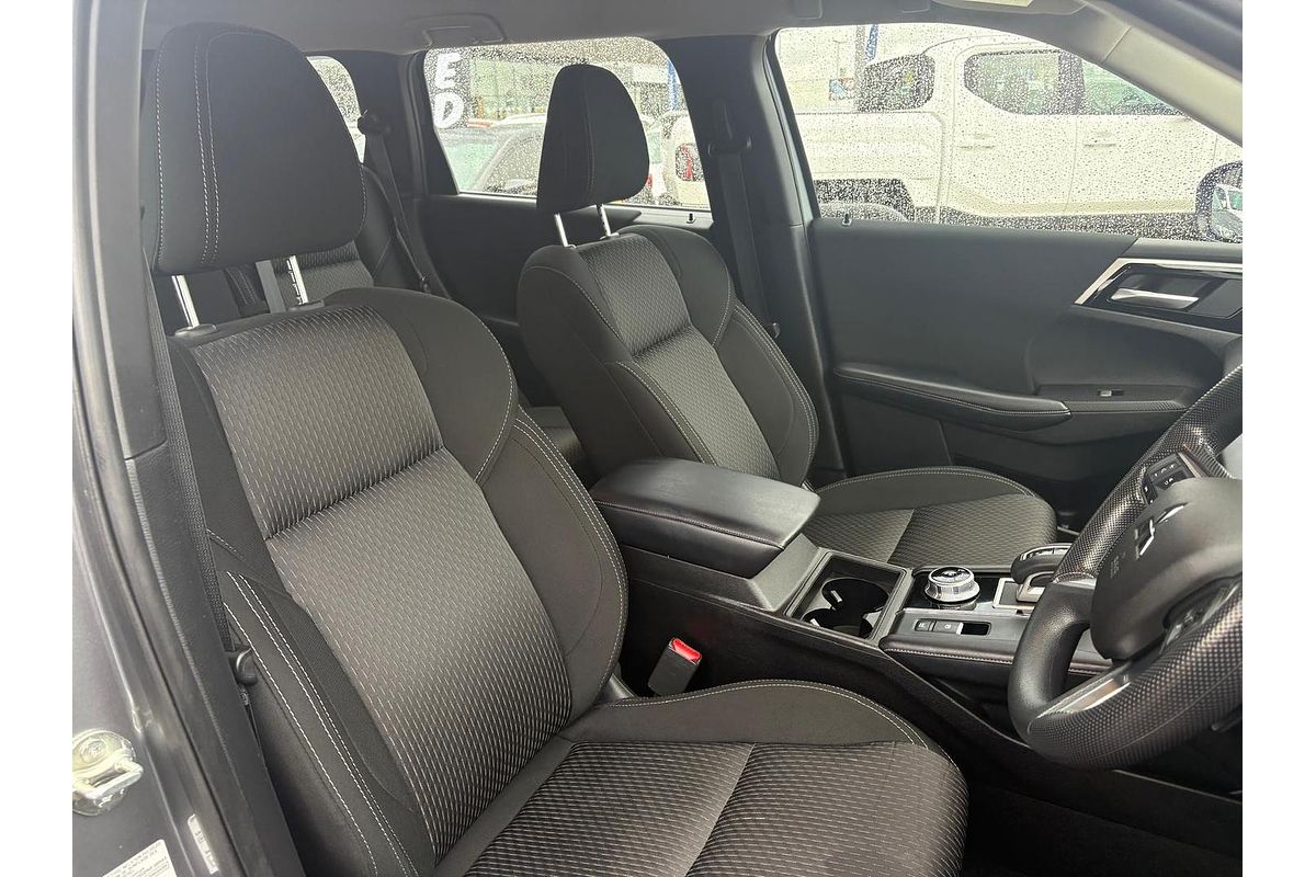 2021 Mitsubishi Outlander Black Edition ZL